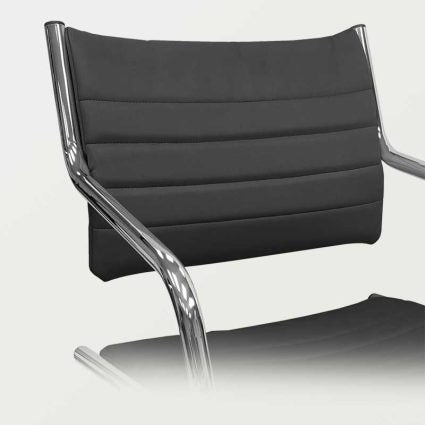 Ghia Styling Chair lifestyle salon photo